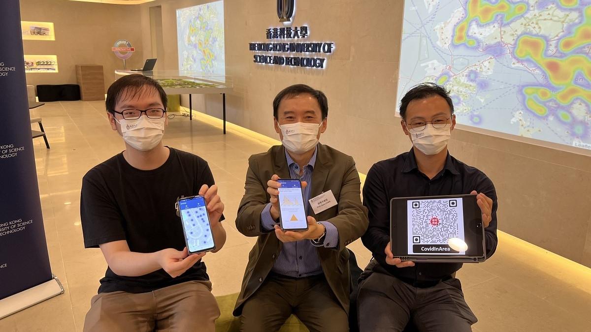 陳雙幸(中)表示，團隊會根據市民意見調整「疫地而處」的功能。(楊紀悠攝)