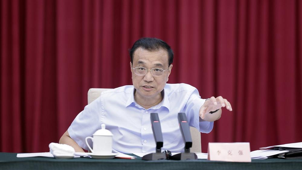 李克強昨在深圳主持召開經濟大省政府主要負責人座談會。(新華社)