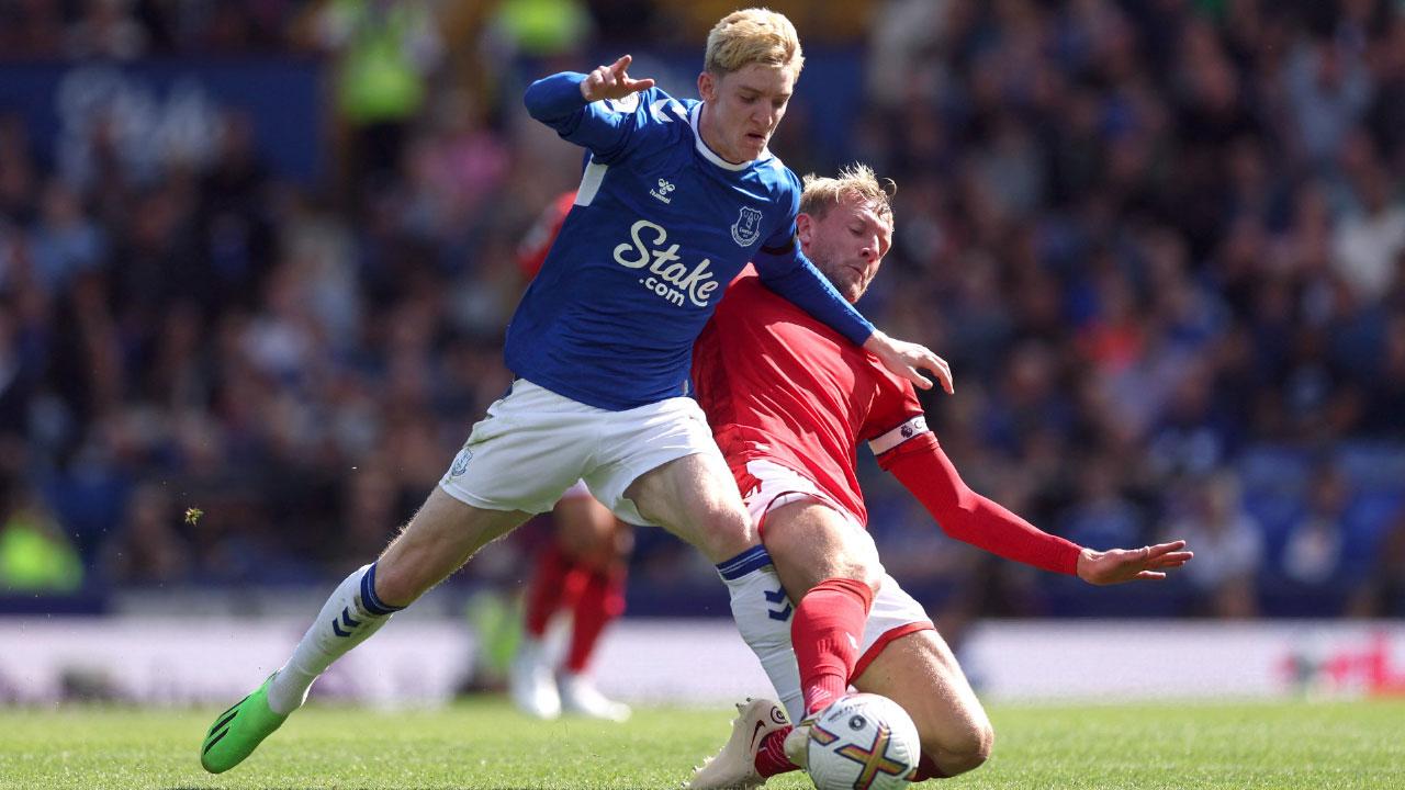 車路士洽兩新星被拒 先放兩將