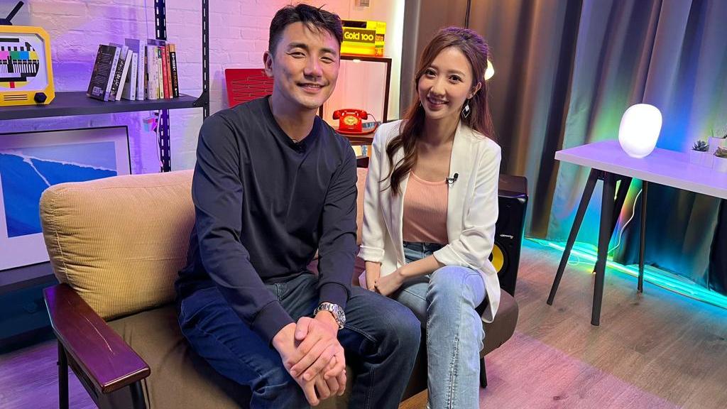 洪永城主持的首集《開腦》請來前港姐亞軍何依婷做嘉賓。