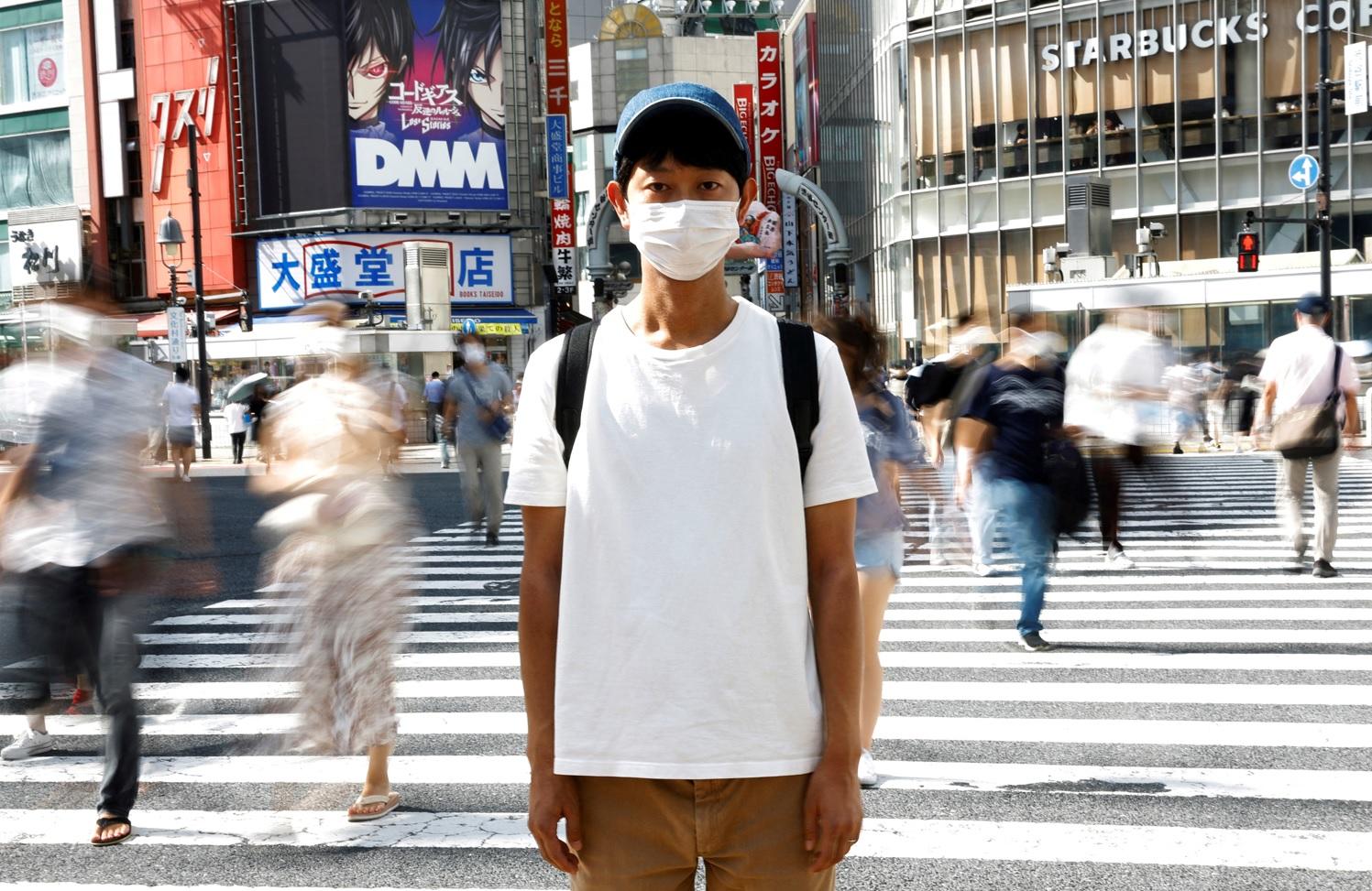 森本庄司以出租自己為職業。(路透社)