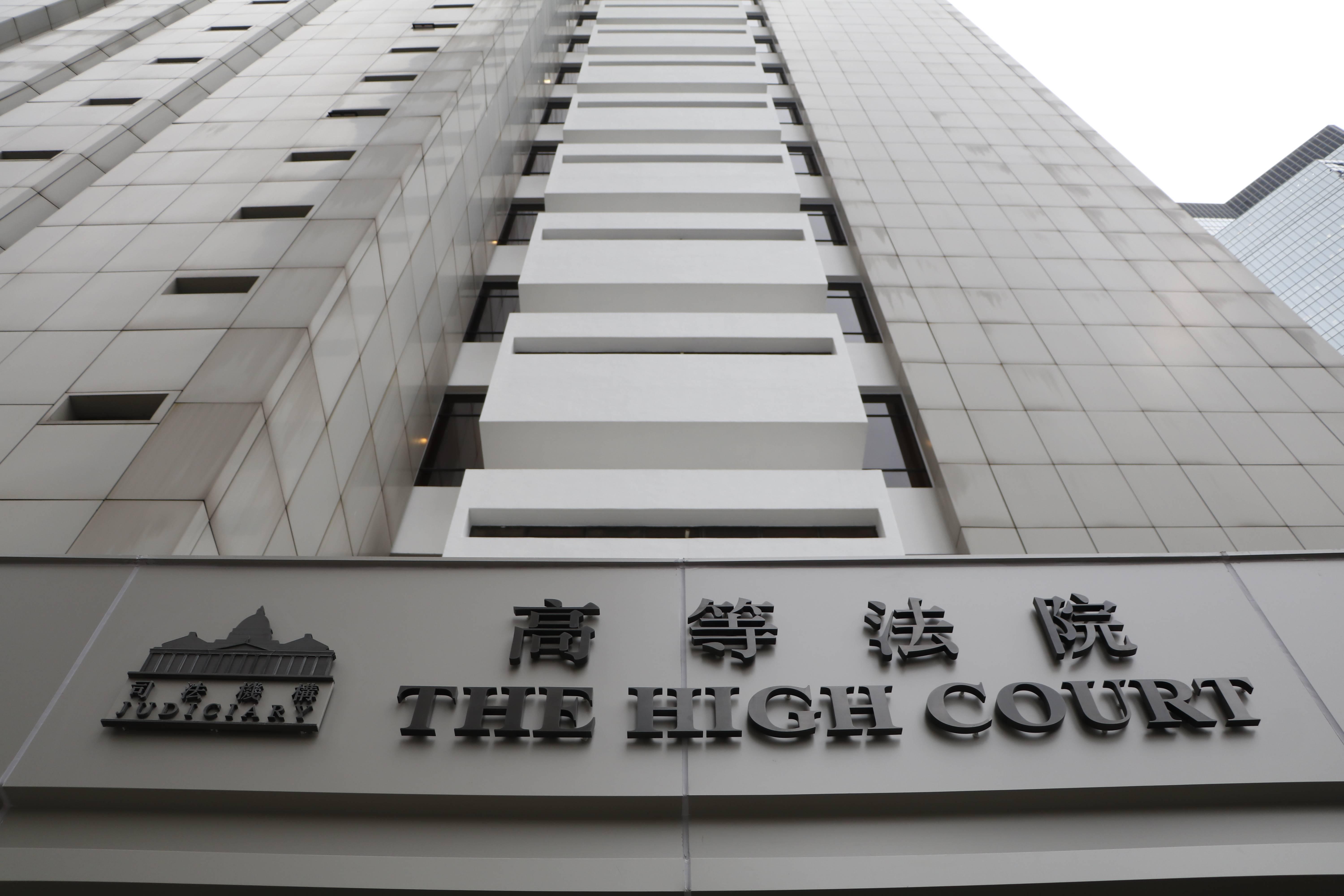 涉教唆父母跳樓自殺   43歲獨子認罪囚5年半