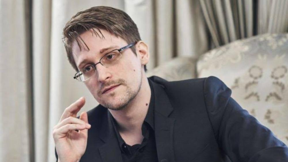 普京授予斯諾登羅斯公民身分，美國重申必須返美受審。(資料圖片)