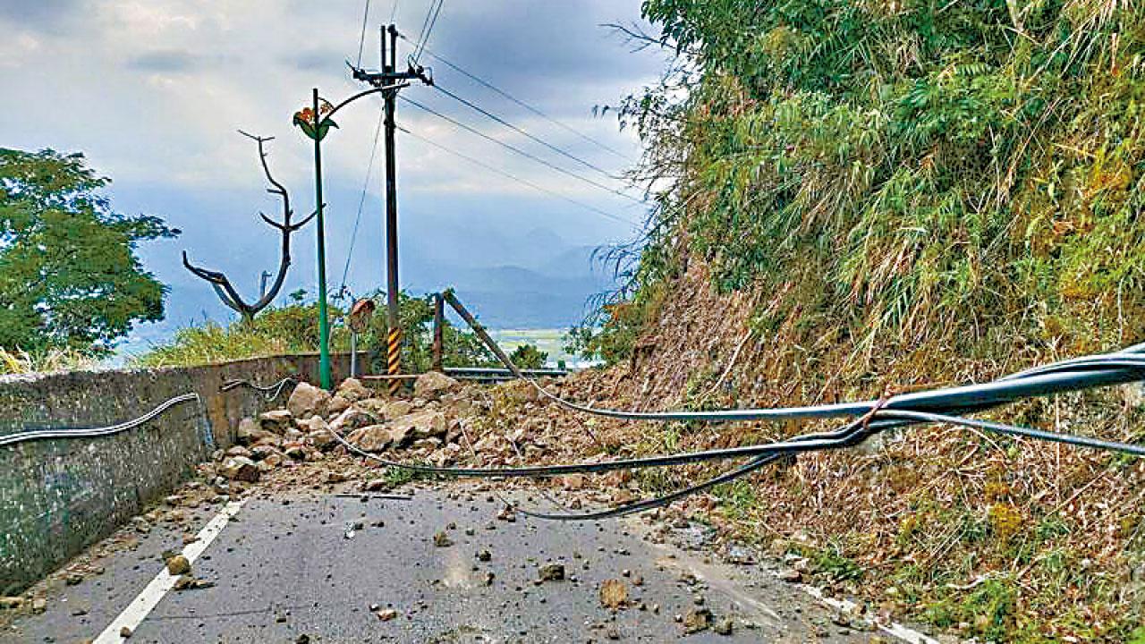 地震落石斷路 花蓮山區700人被困