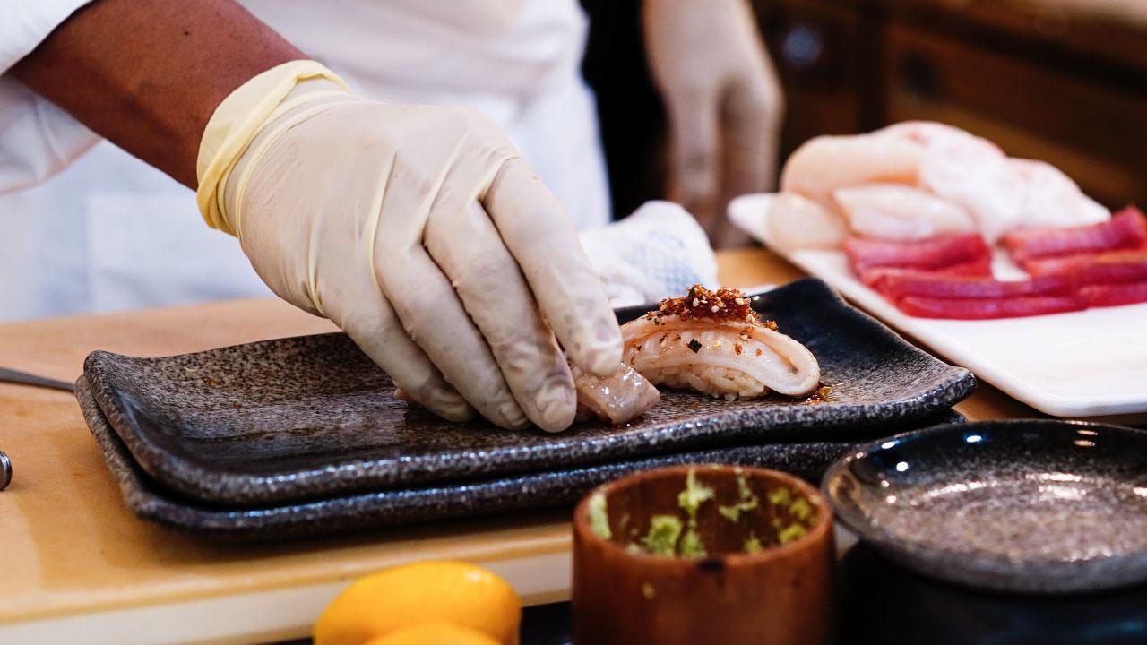 今天蔡瀾的水平連普通food blogger也不如