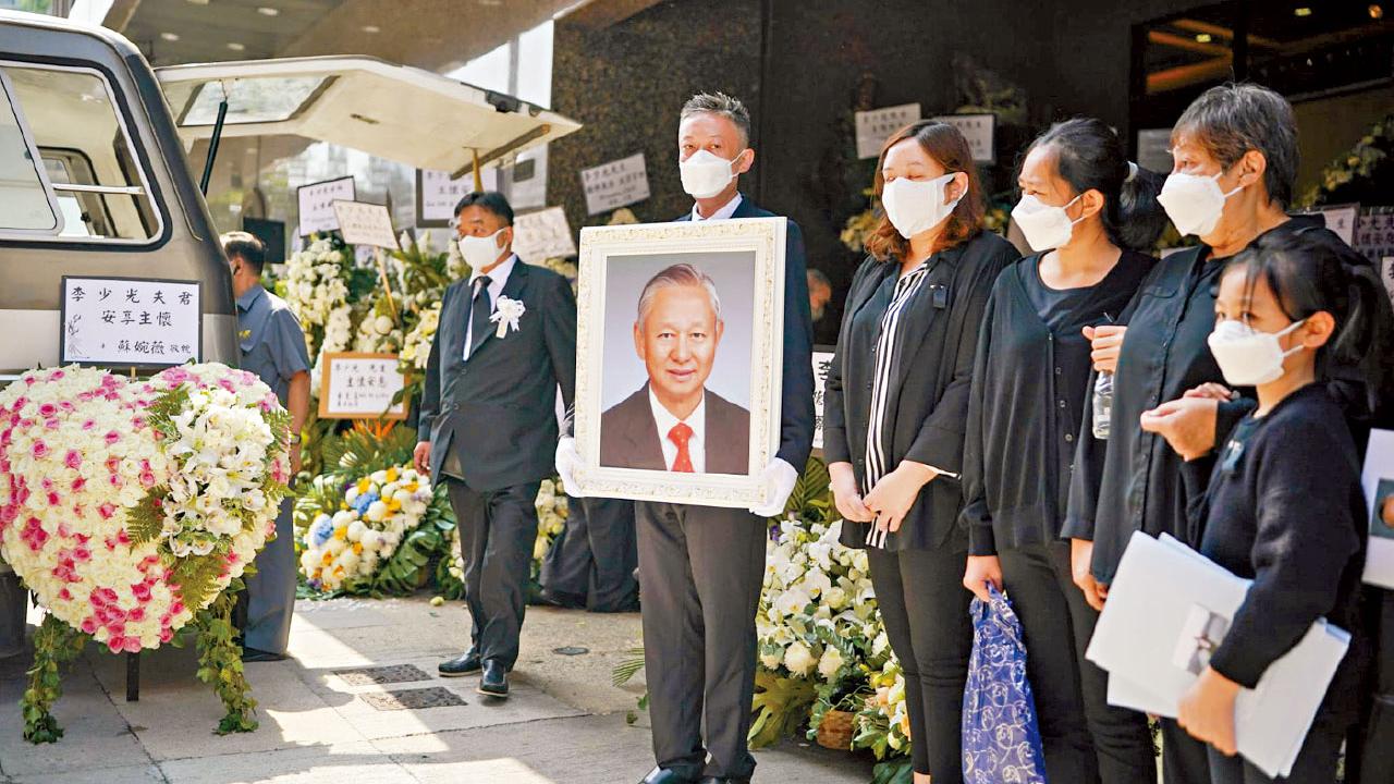 多名政商界送別 李少光昨出殯