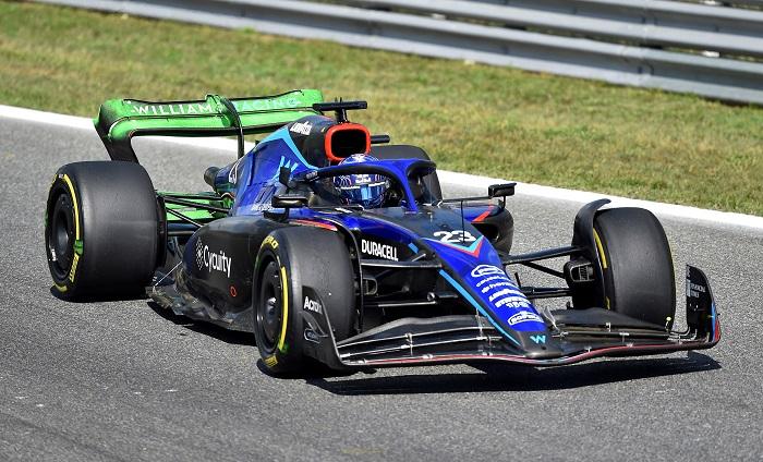 阿邦在周日的比賽因盲腸炎缺席。(路透社)