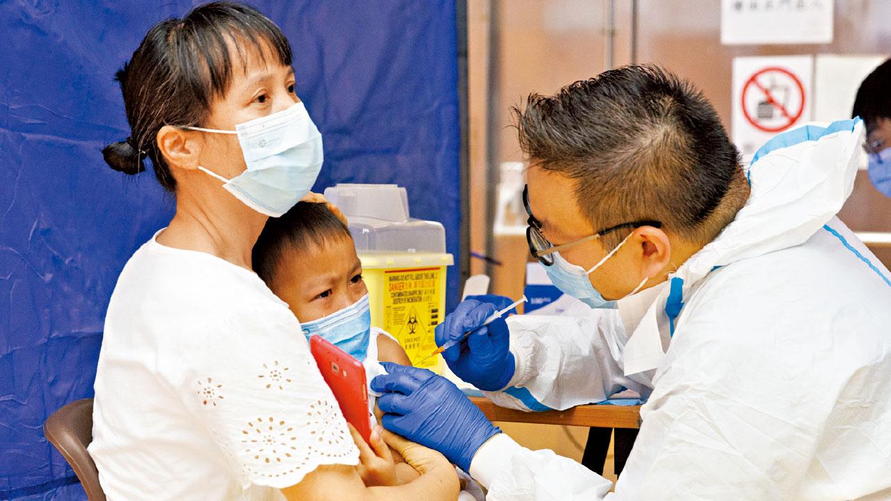 「疫苗通」要求今收緊 議員質疑違立法原意