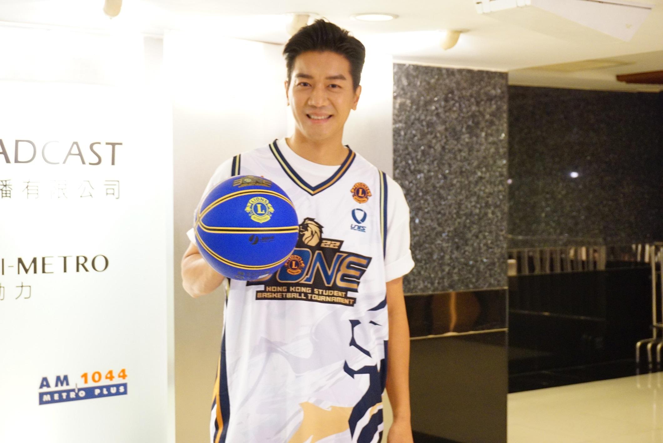 黎諾懿笑言打籃球可「食女」 撐港姐泳裝無問題