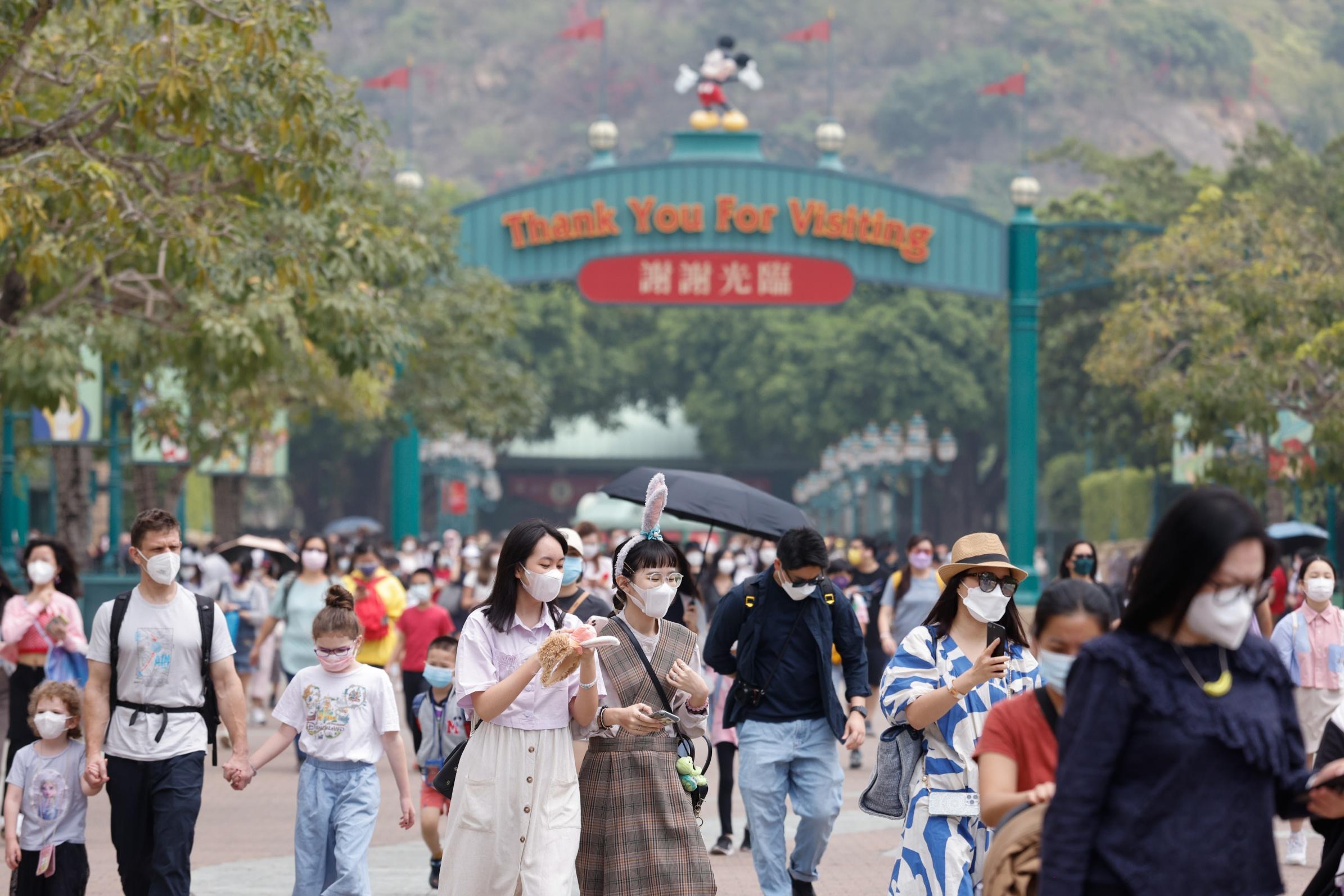 香港迪士尼門票｜港人八周內享舊價年票優惠 新增「高峰」門票加價近8.6%  年票增5至7%
