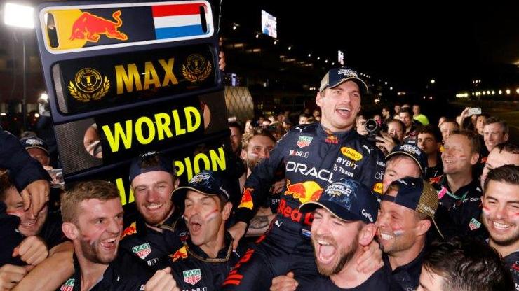 韋斯特本提前4輪衛冕總冠軍