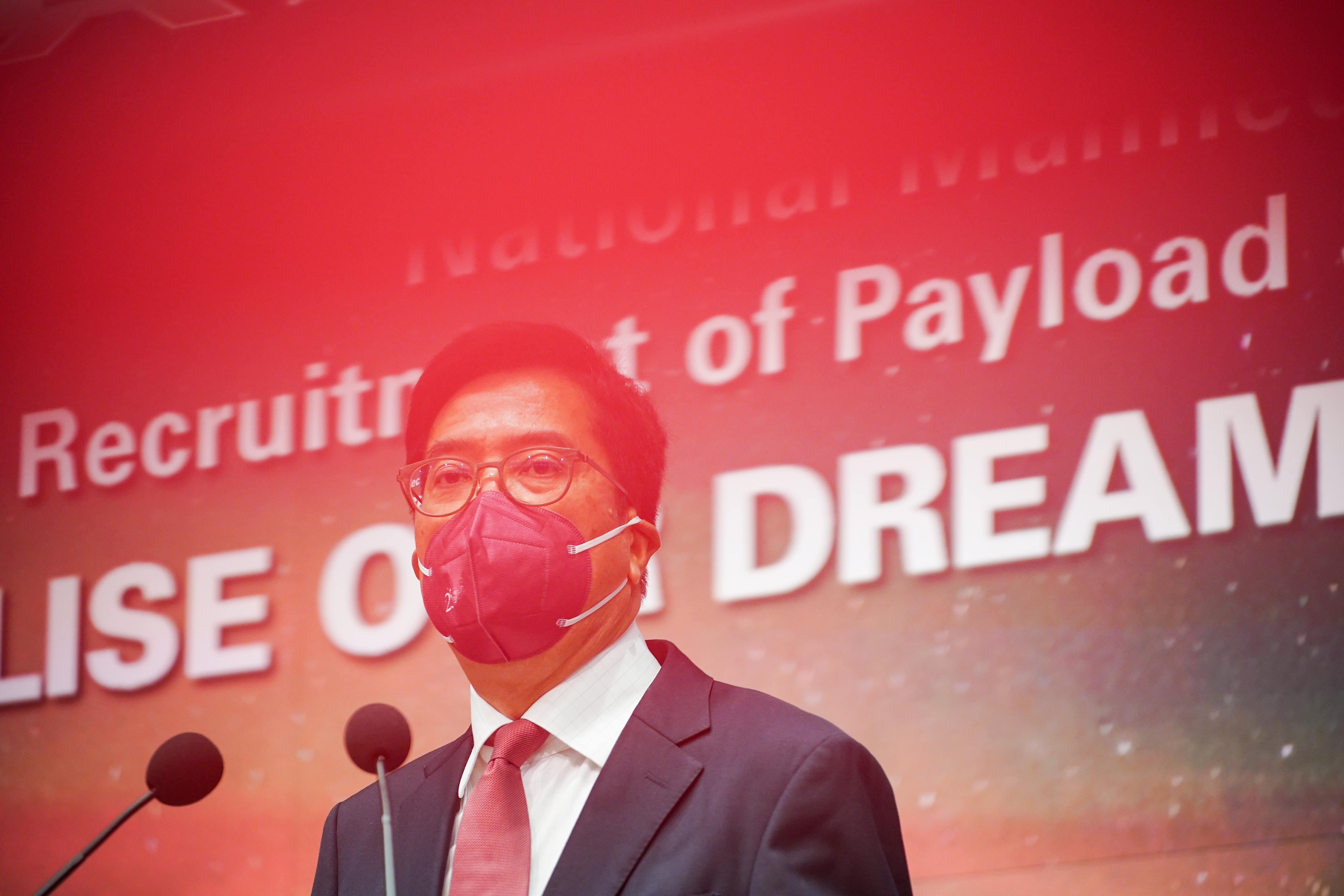 財政司副司長黃偉綸