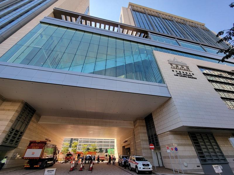 一名六旬翁以二胡奏《榮光》，官早前自行覆改表證成立，今日裁定無牌奏樂器罪名不成立。(資料圖片)