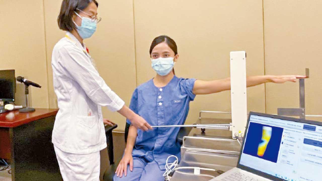 切除乳房腫瘤患者易水腫  物理治療師︰及時治療可減復發