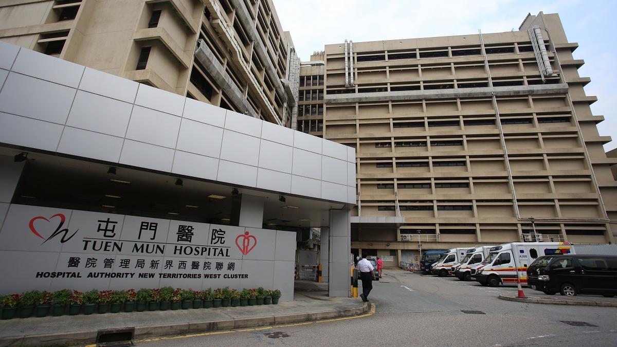 屯門醫院一個紓緩治療及寧養病房有5名病人確診。(資料圖片)