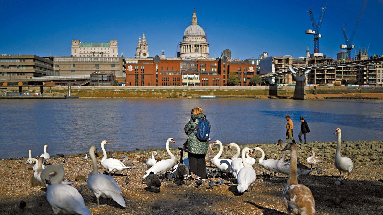 海外樓市專題｜支出漲三成 移英港人慳字訣