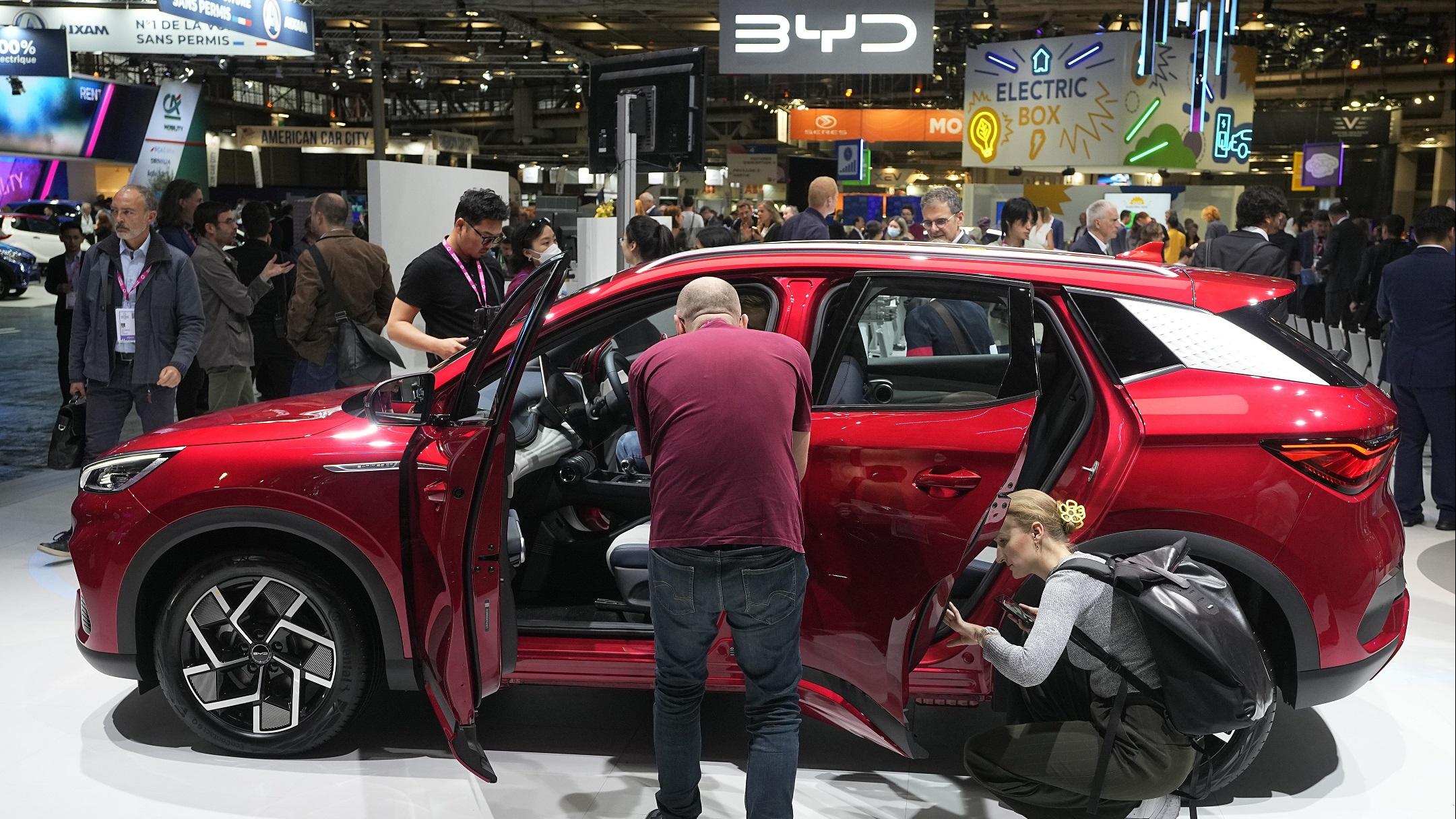 比亞迪成升幅最大藍籌 