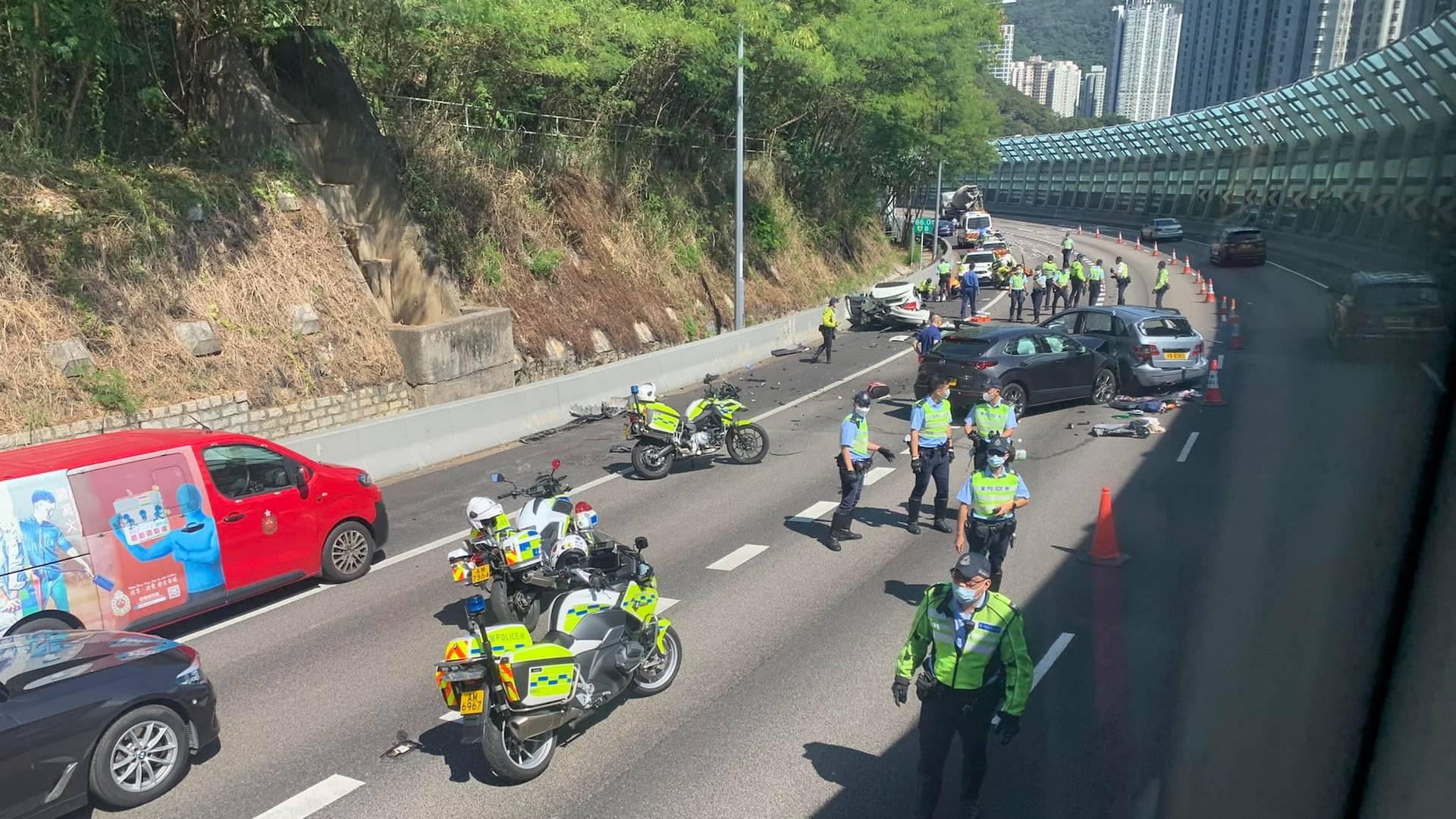 屯門公路三車相撞　出九龍近油柑頭全綫封閉