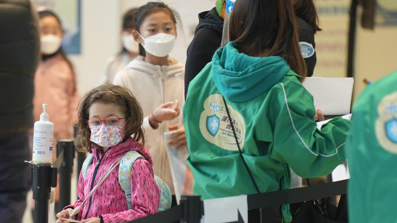 葉柏強：第五波疫情至今有10名兒童離世，籲家盡快接種疫苗。(資料圖片)