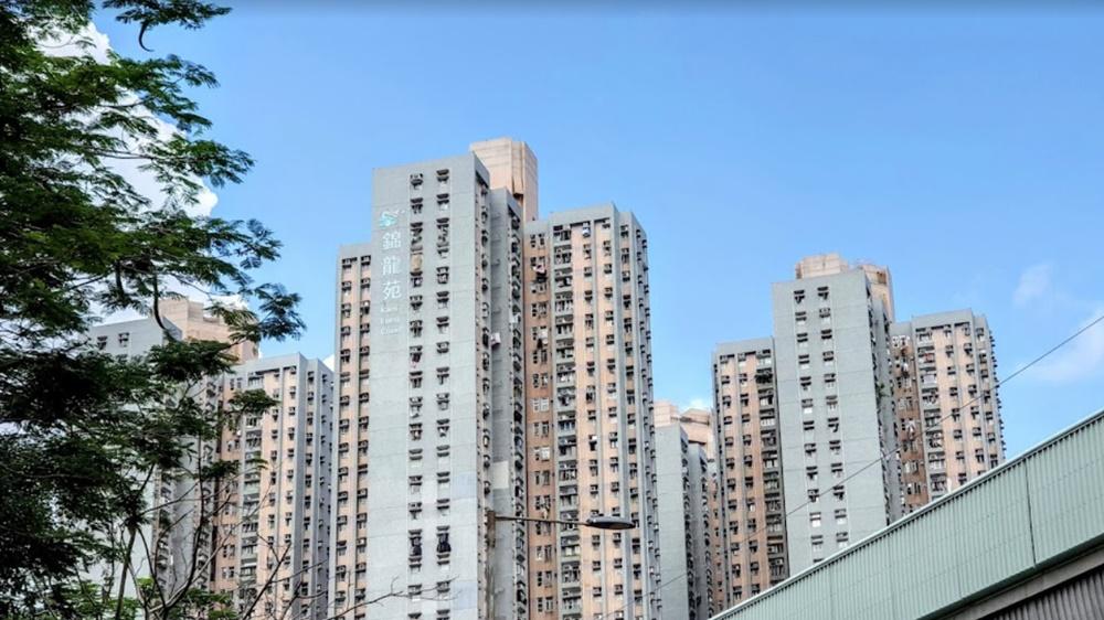 突擊覆檢馬鞍山錦龍苑龍耀閣8人無強檢，2人各被罰款1萬元。(Google Map)