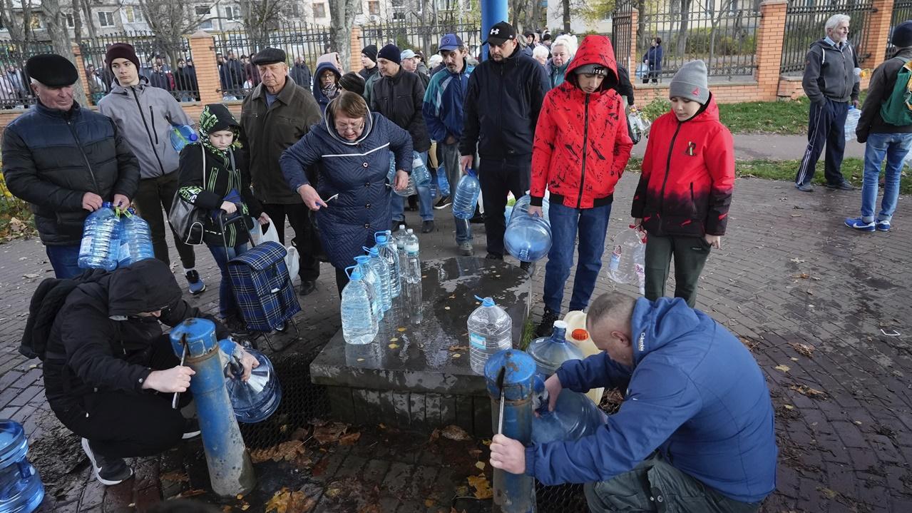 基輔遇襲停水停電，普京：回應烏襲擊克里米亞。(AP)