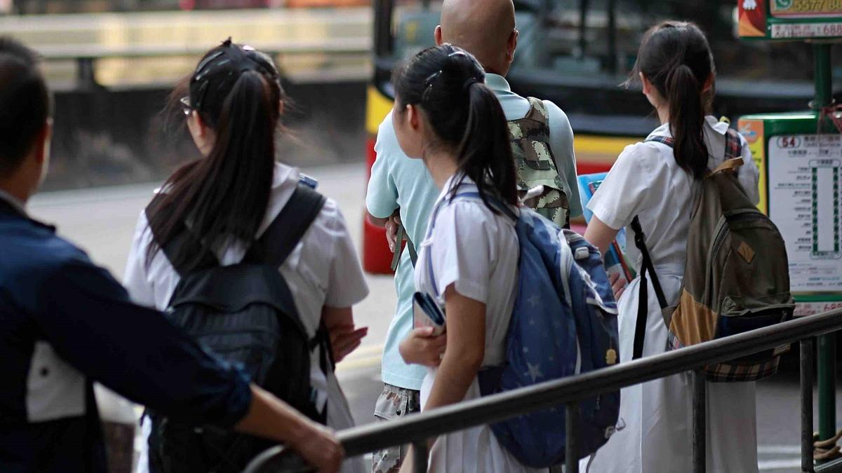 疫苗可預防疾病科學委員會建議政府為女中學生或18歲或以下女童，補打子宮頸癌疫苗。(資料圖片)