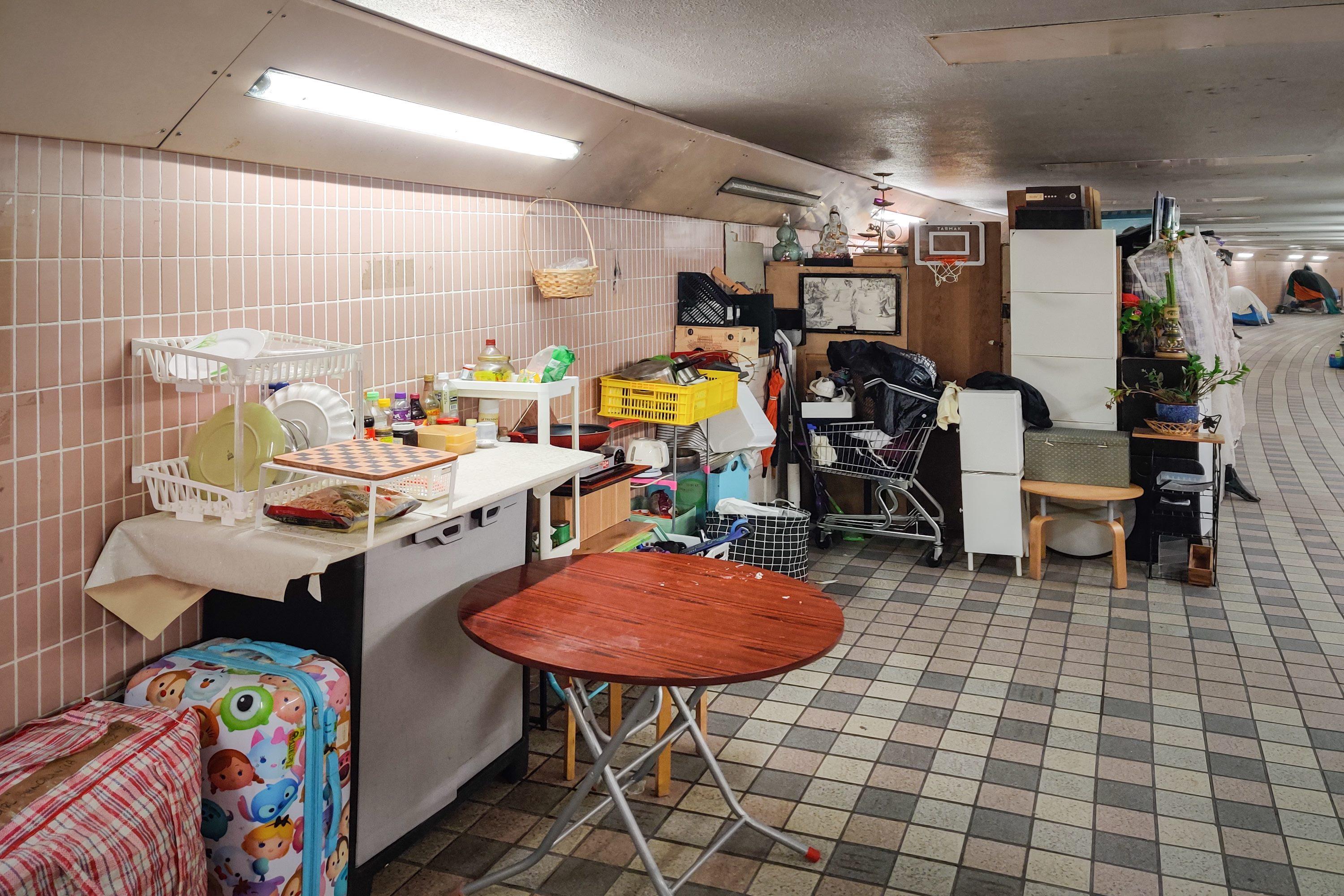 跑馬地 黃泥涌道行人隧道 露宿者 cindy