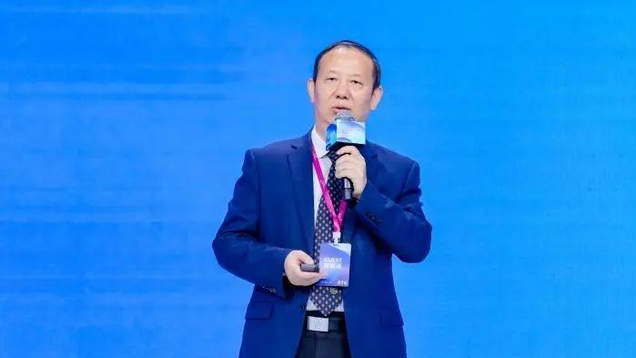 深圳大學校長毛軍發揚言要「再培養出10個馬化騰」。(互聯網)