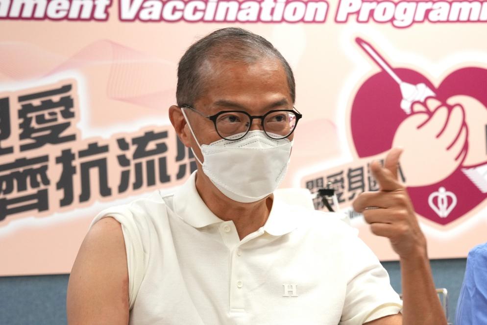 盧寵茂重申高接種率助不「走回頭路」 各地防疫有其考慮不評內地防疫示威