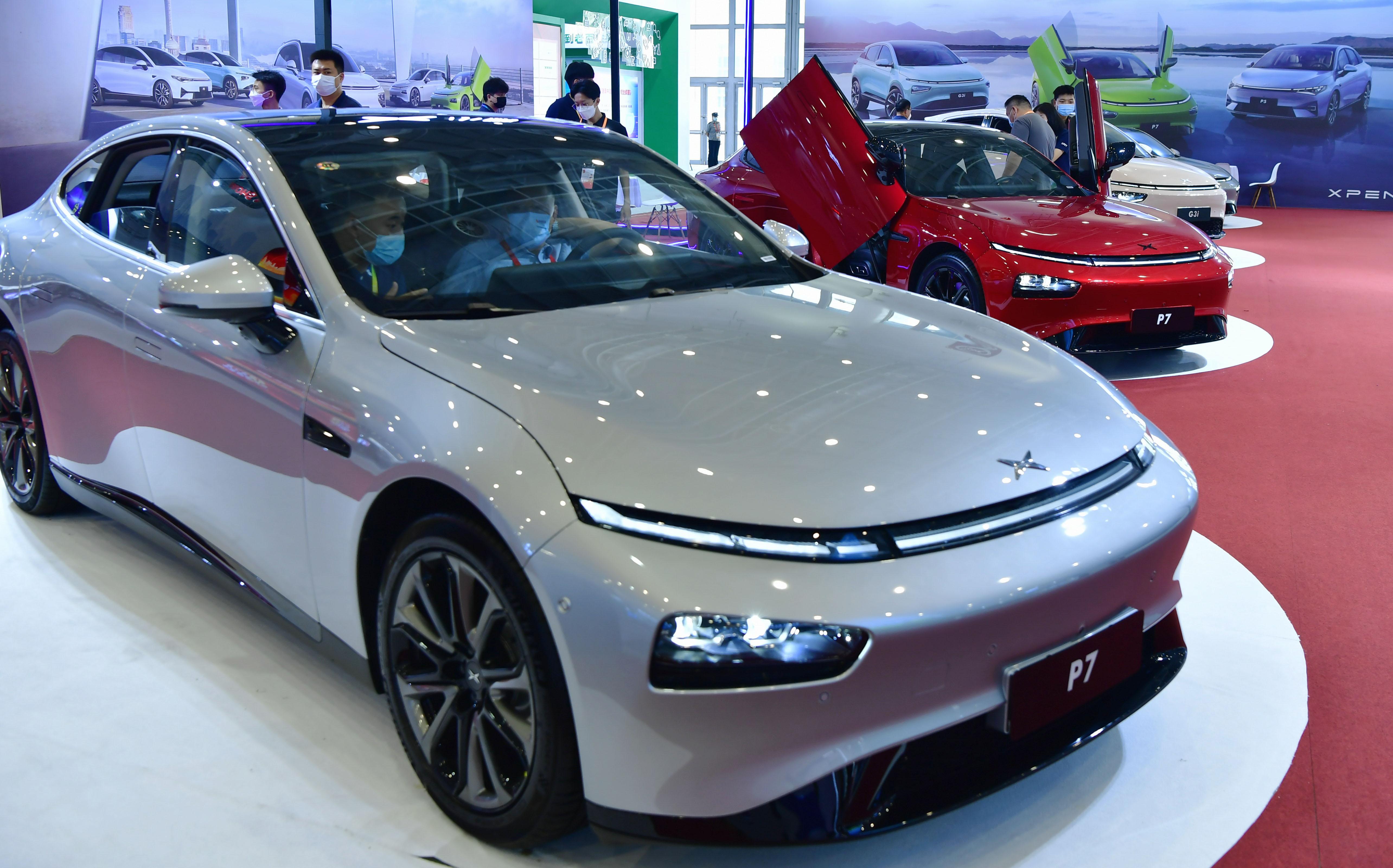 企業放榜｜小鵬汽車第三季蝕近24億人幣 料今季收入瀉逾四成