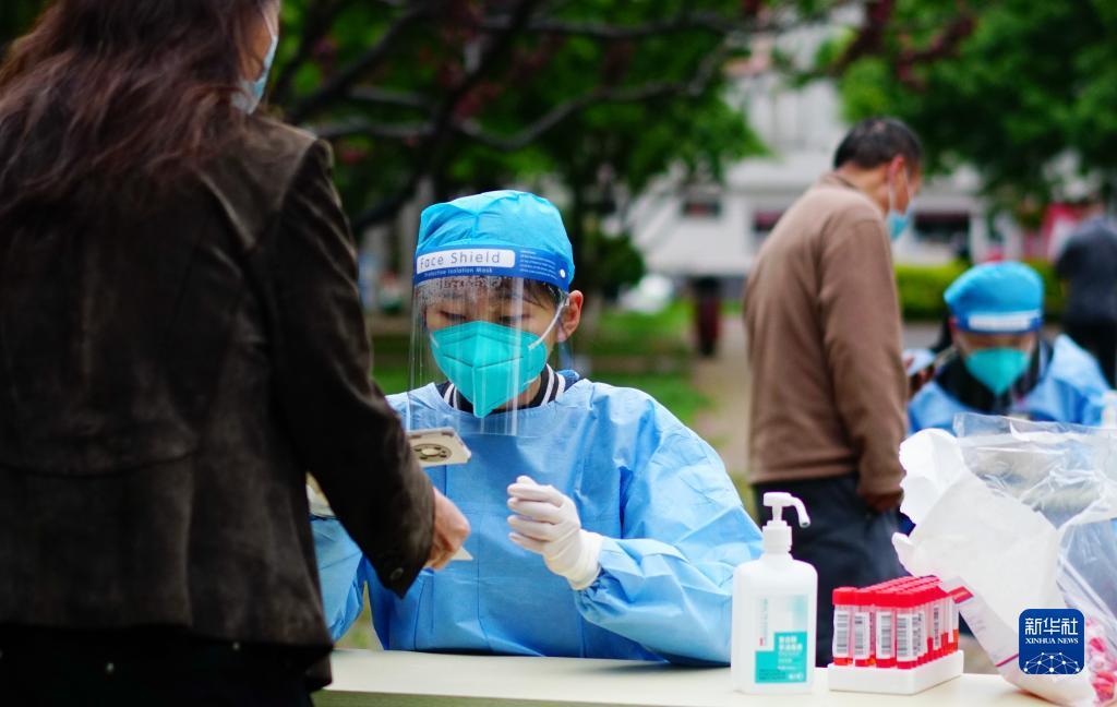 內地監管機構及國有銀行輪班回總部工作  為應對疫情