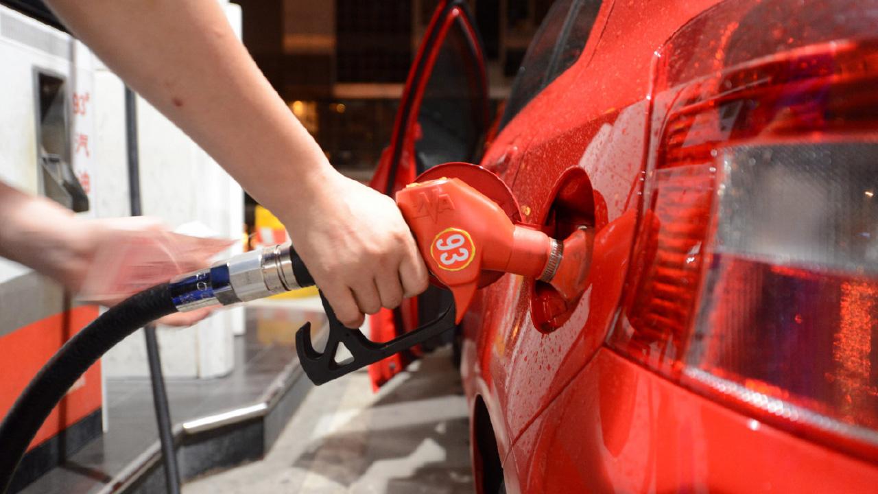 利用實質資產「與通脹共存」