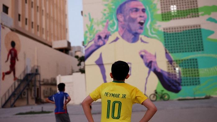 卡卡批評巴西人對朗拿度欠尊重。(路透社)