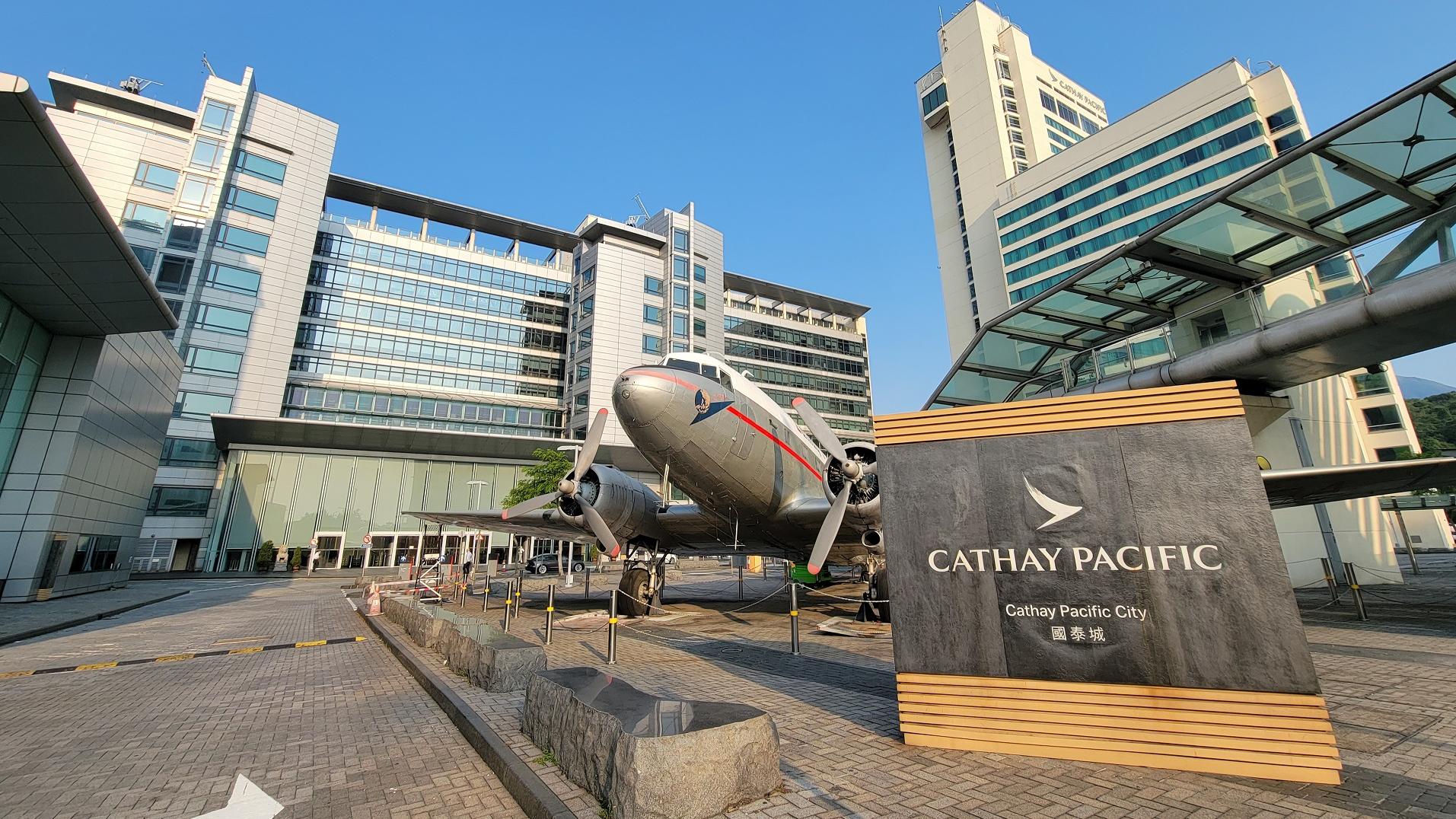 國泰上月載客量飆6.5倍 最多人飛日本 載客率高達86%