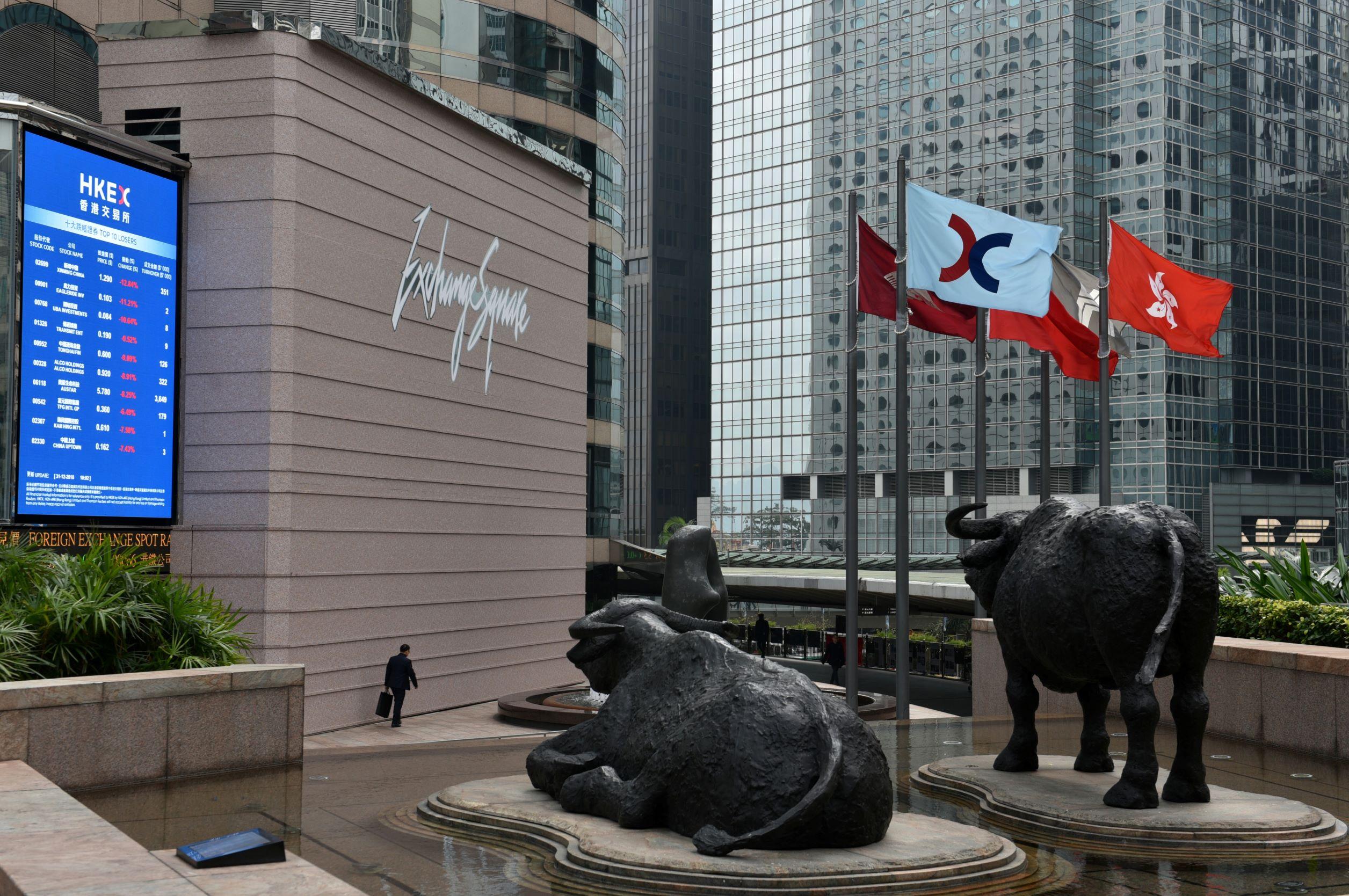 疫情防控放寬利好港股漲近3%  濠賭股升莎莎飆2成