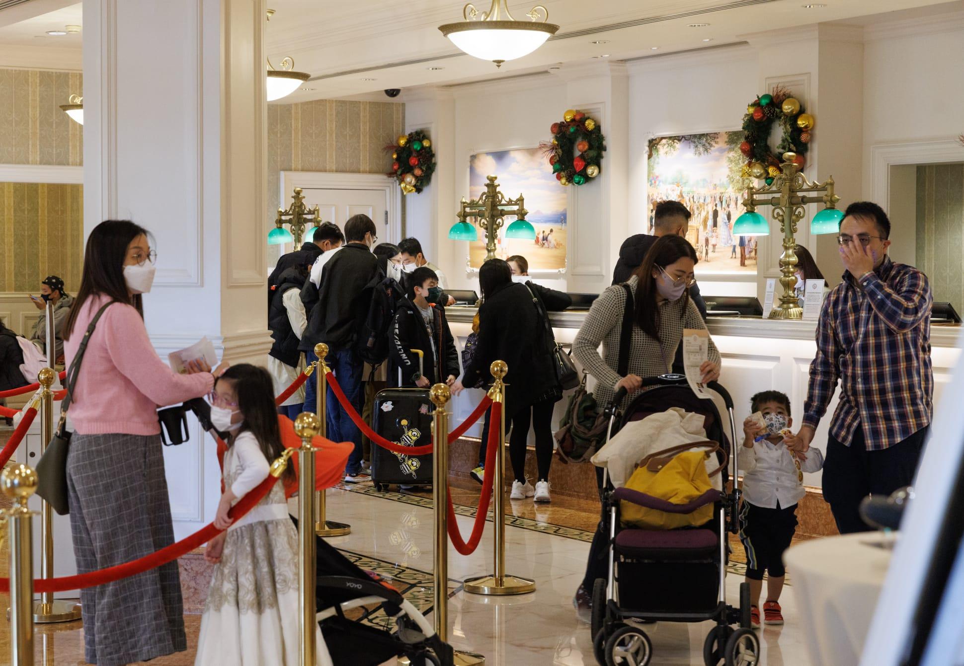 香港迪士尼日前接待疫下首訪樂園泰國團 CEO：歡迎進一步放寬有助吸引旅客