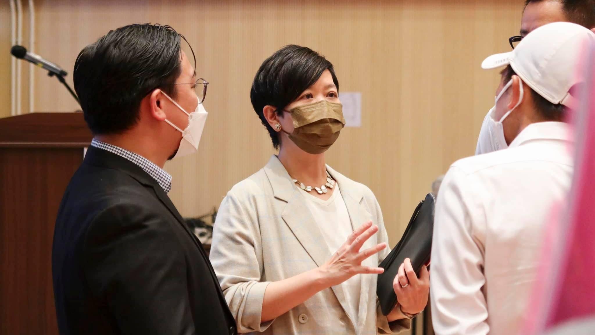 何永賢指部分劏房戶不介意「簡約公屋」偏遠　承諾安排交通配套