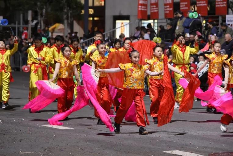 圖為三藩市往年舉行的農曆新年巡遊。(互聯網)