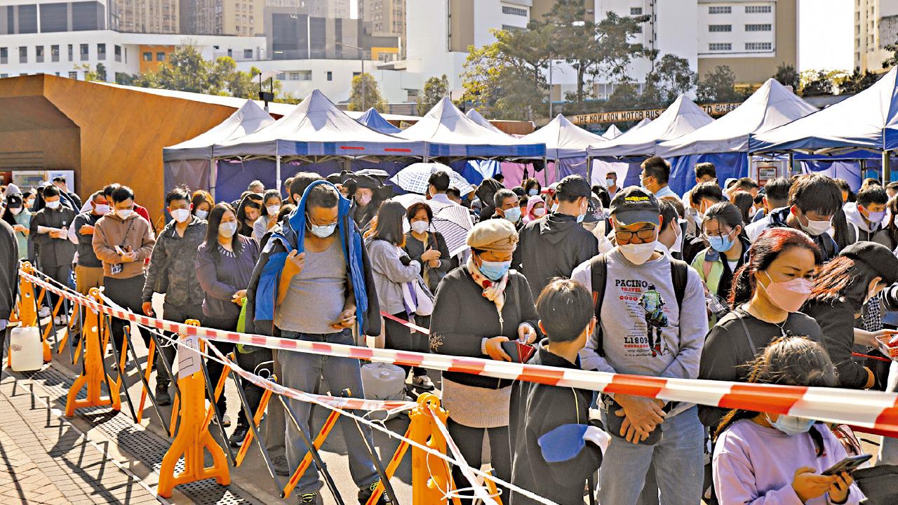 李家超指資訊未充分發放 致檢測站大排長龍