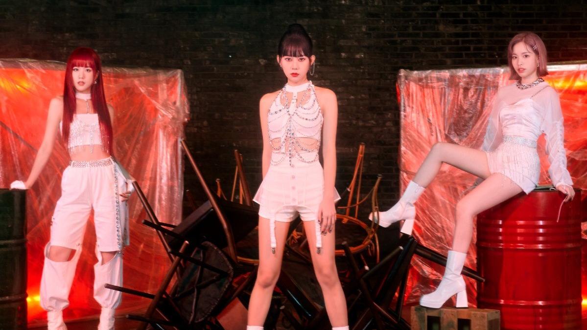 本地新女團EOS下周三出道 公開現身與杜汶澤現場越洋對談