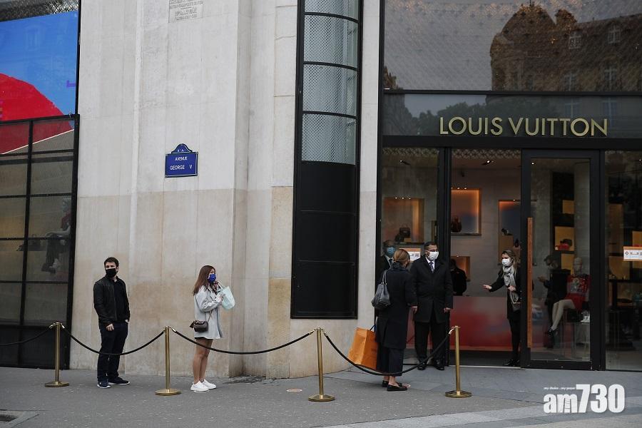 奢侈品支出報告出爐　此國奪冠力壓中美兩國成「最愛炫富」國。(美聯社)