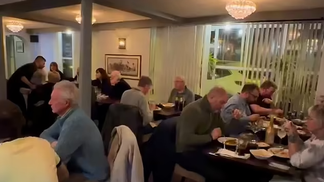 離奇事件｜餐廳拍到9年前逝世亡夫用膳 59歲妻急詢 驚悉片段「上周才拍攝」 