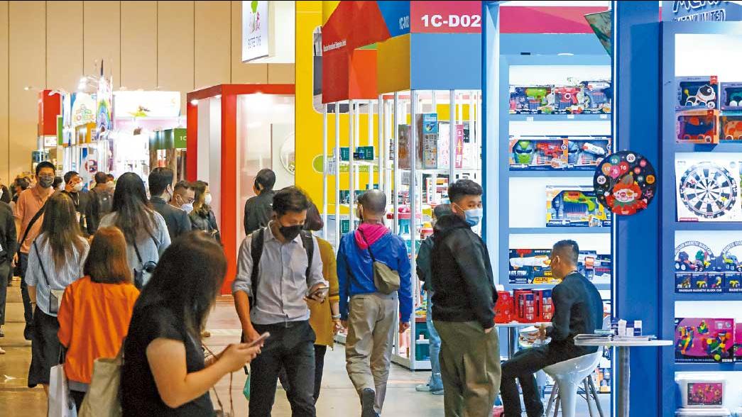 通關刺激經濟復甦顯著 酒店旅遊業望5月反彈