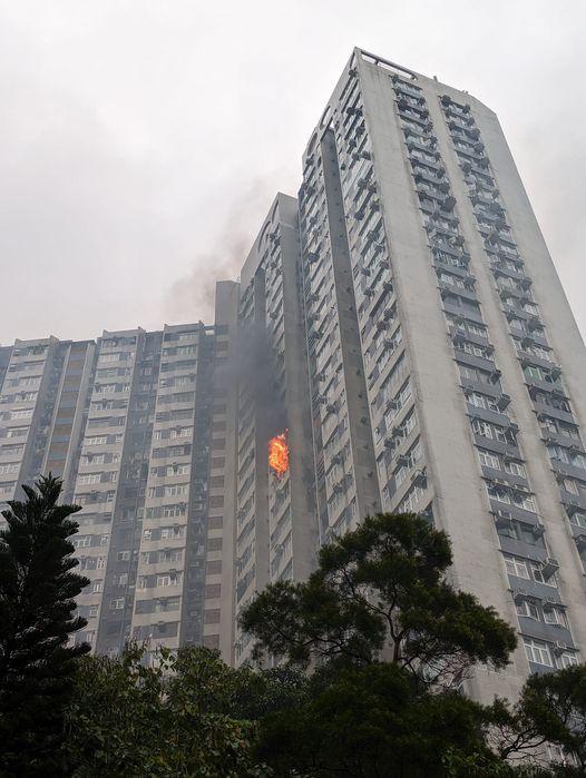 沙田博康邨單位閉門失火 消防破門無人傷