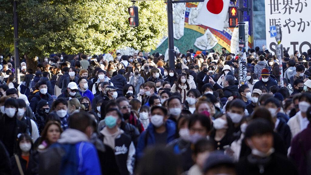 日本旅遊業希望撤銷要求三針的措施。(美聯社)