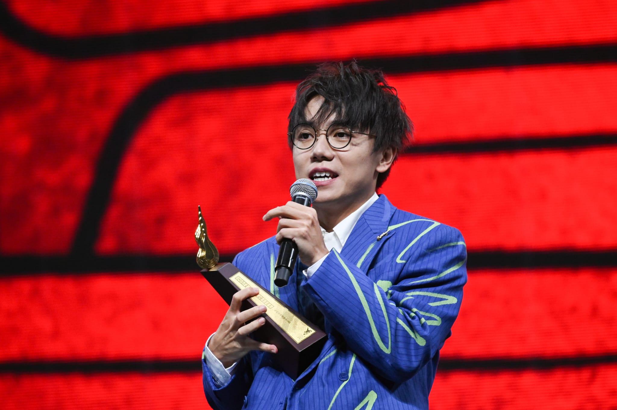 叱咤2022｜林家謙成大贏家 奪男歌手金獎兼至尊唱片