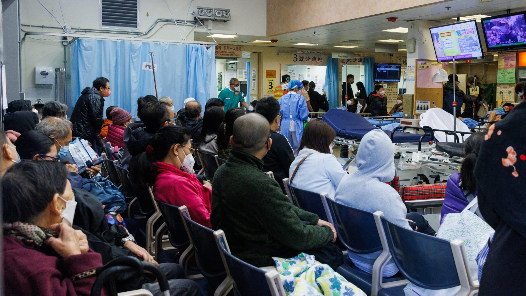 通關｜公院求診爆滿　醫管局稱向非港人提供藥物會先收費