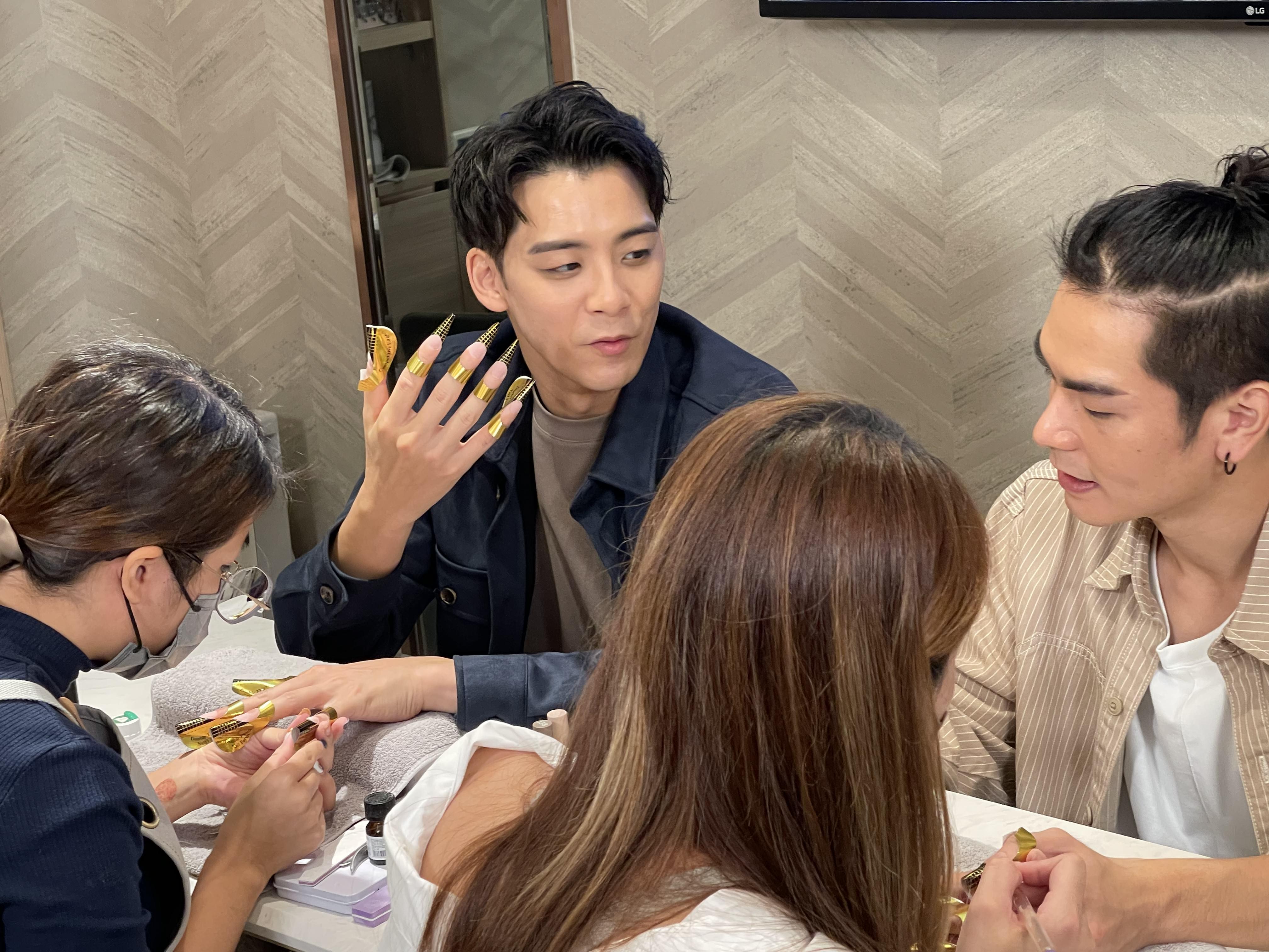 粉紅麻甩101｜孖王雍泰首次Gel甲   余德丞痛到「飆眼水」