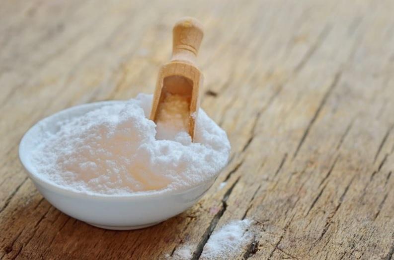 馬來西亞一名男子用梳打粉通渠通出禍。(互聯網)