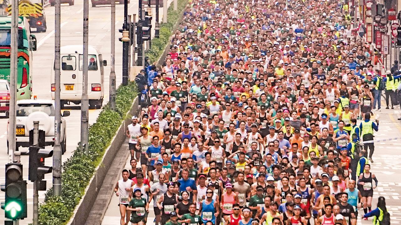 逾3.4萬人跑向復常 渣馬出席率創新高 田總計劃今年11月再辦